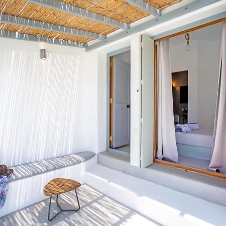 Terra White Seaview Pool Apartments & Suites Mykonos Town Exterior photo